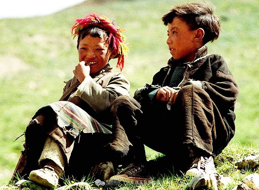 上个世纪久远年代卡若拉冰川上的故事