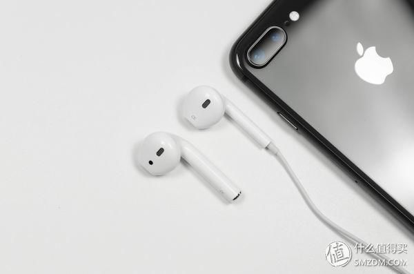 Apple 苹果 Airpods 无线蓝牙耳机值不值得买
