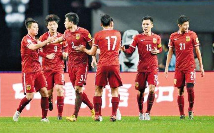 如果国足队员的工资由你定,你会给他们多少呢