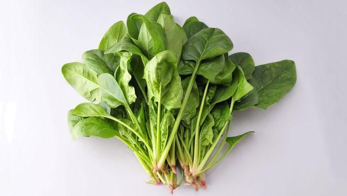 女子患癌症,丈夫悄然离家留下7岁女儿 相依为