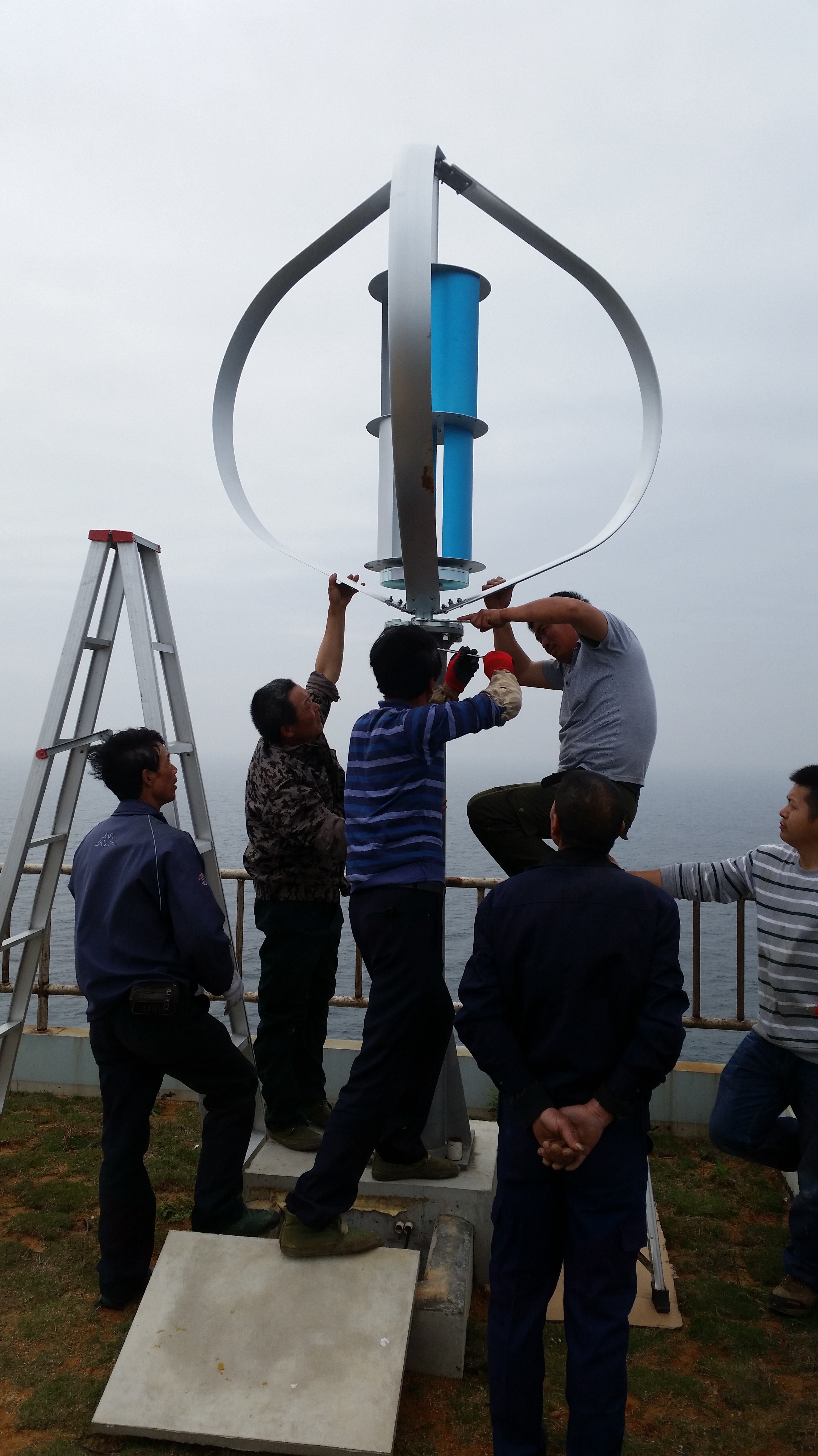 新建成的东瓯海洋综合观测平台,主要是对平台周边海域进行水文气象