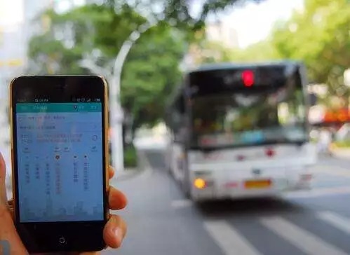 互联网+公交地铁,给你一个爱上“公交出行”的理由! 互联网+公交地铁,给你一个爱上“公交出行”的理由!