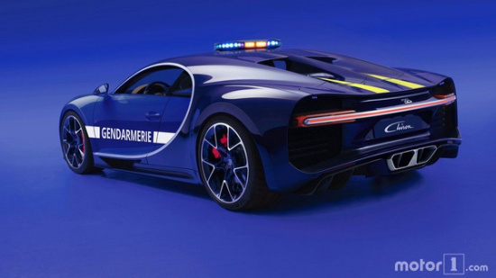 兰博基尼,麦克拉伦,法拉利,布加迪威龙等各种牌子的警车都有