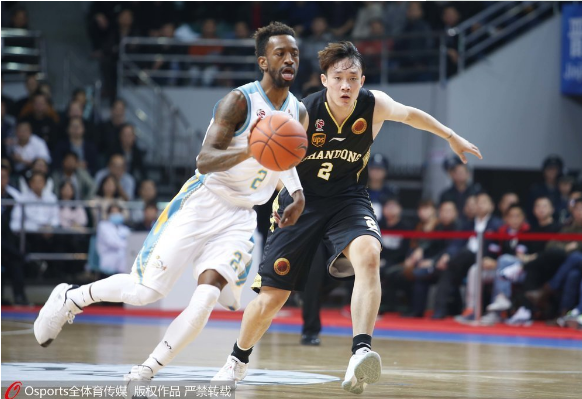 24三分!福建11分大胜山东 拉斯33+13小丁仅15分 24三分!福建11分大胜山东 拉斯33+13小丁仅15分