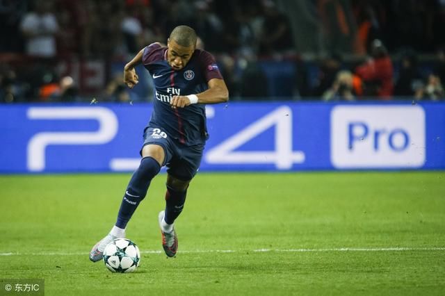 法国10号姆巴佩横空出世,除了速度快,还有那些