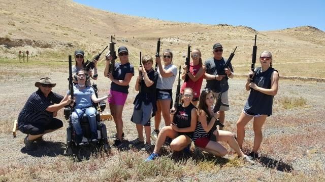 还是中国安全!美国人平均每百人持枪121把,晚上都不敢出门