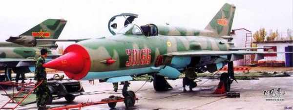 我多款国产战机首飞成功却遭下马 歼31或将重蹈覆辙