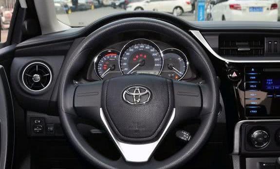 丰田卡罗拉和大众朗逸,哪款车子更适合你?对比