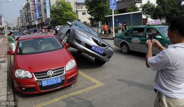 把车借给他人出了事故,谁人担责?2018法律这