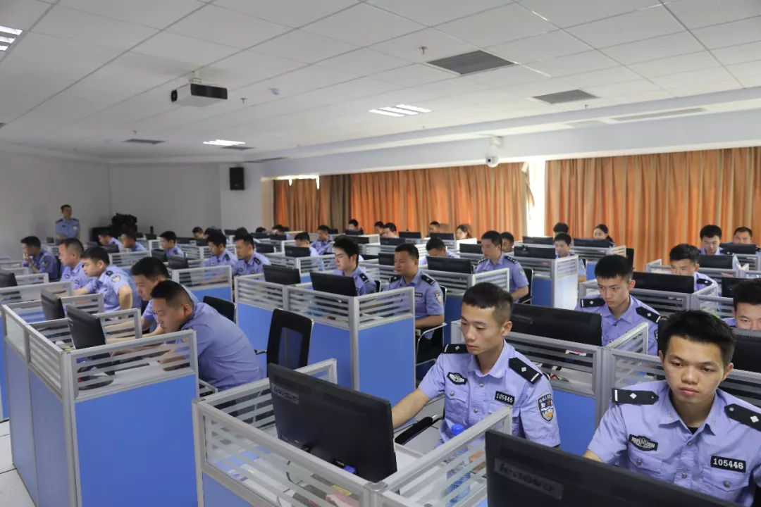 津市市公安局开展执法办案技能比武