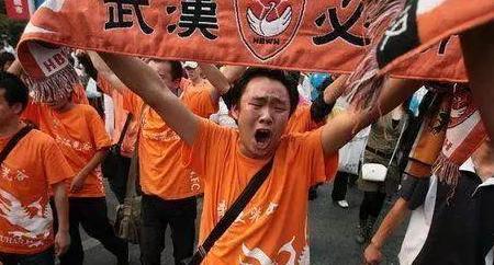 亚足联微博刊文祝贺卓尔冲超:十年坚守 卓尔不