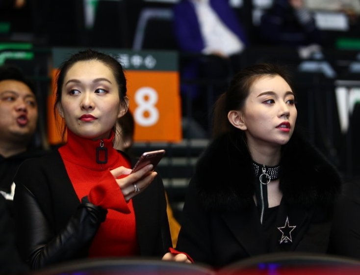 cba太太团光艳亮相全明星赛场,他们才是比赛真正的主角