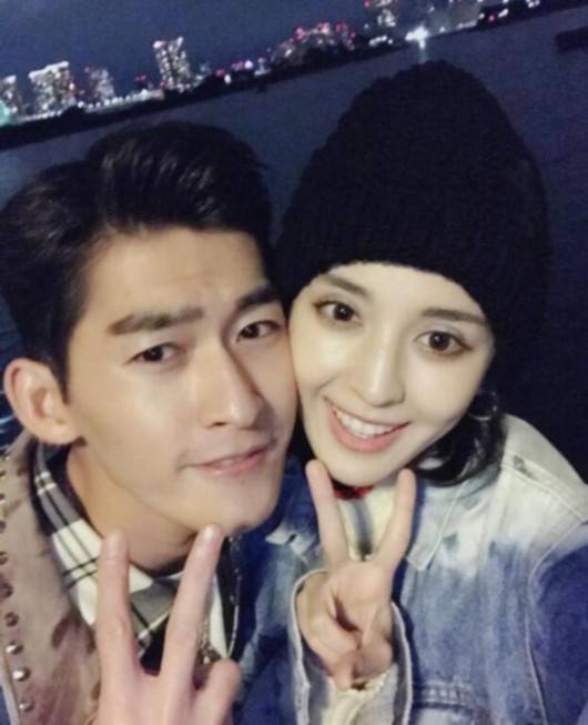 同是西域女神!为何有人星路平坦有人却被黑出