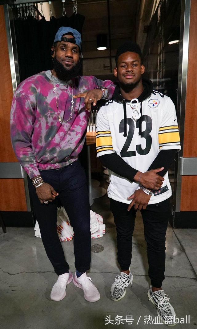 NBA球队招募勒布朗算啥?NFL球员为了招募他