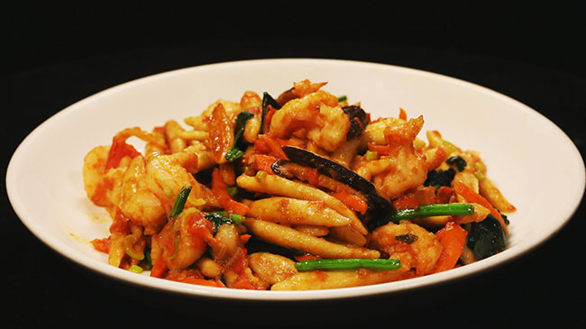 《养生厨房》均衡营养 提高免疫力——美味剪刀面 《养生厨房》均衡营养 提高免疫力——美味剪刀面