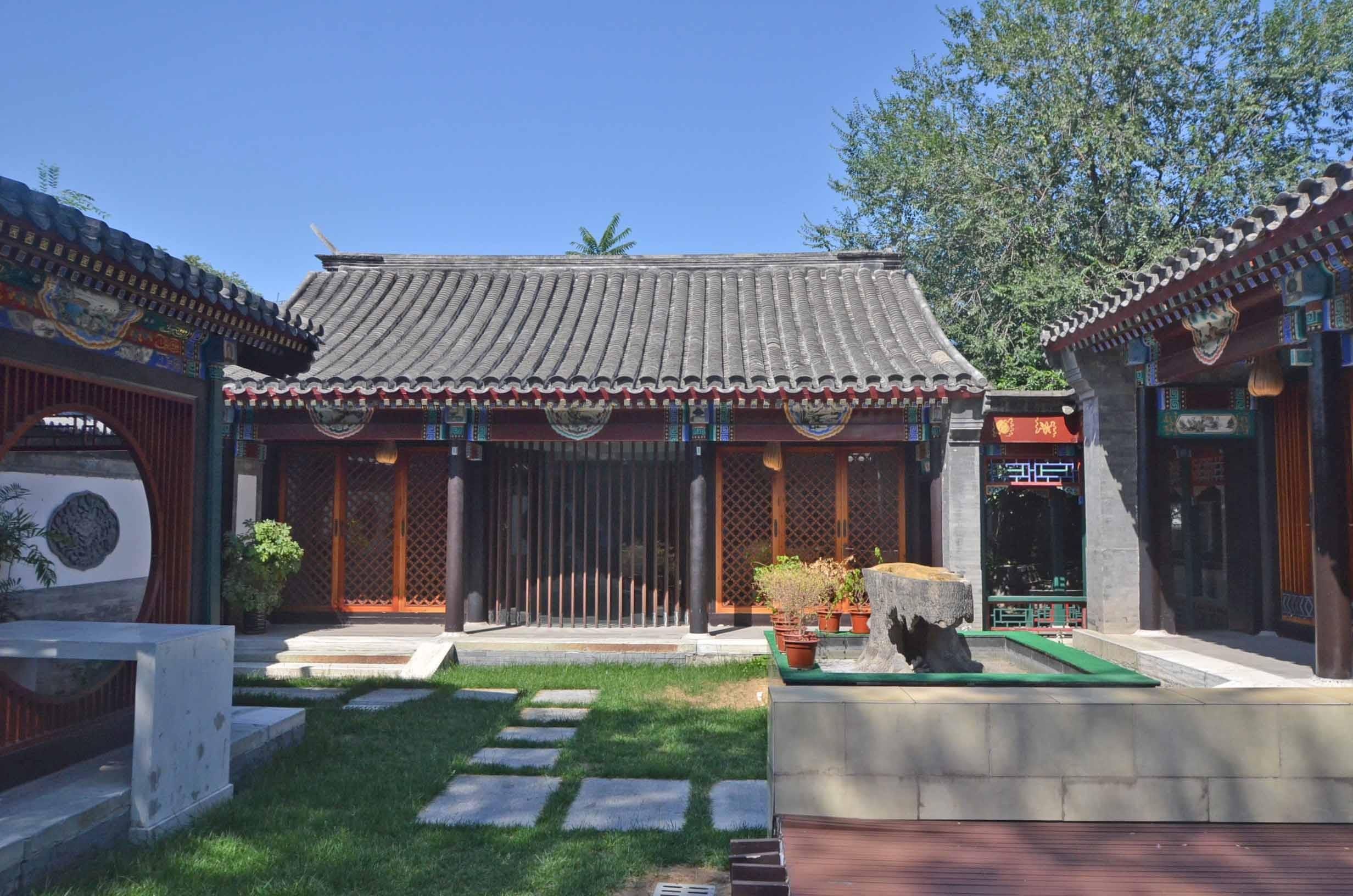 看看北京后海旁边的四合院都住着什么人呢?