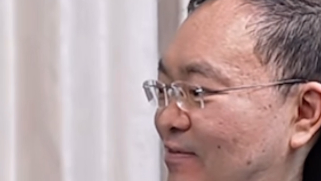 蔡磊发朋友圈回忆儿时“想念妈妈的味道”