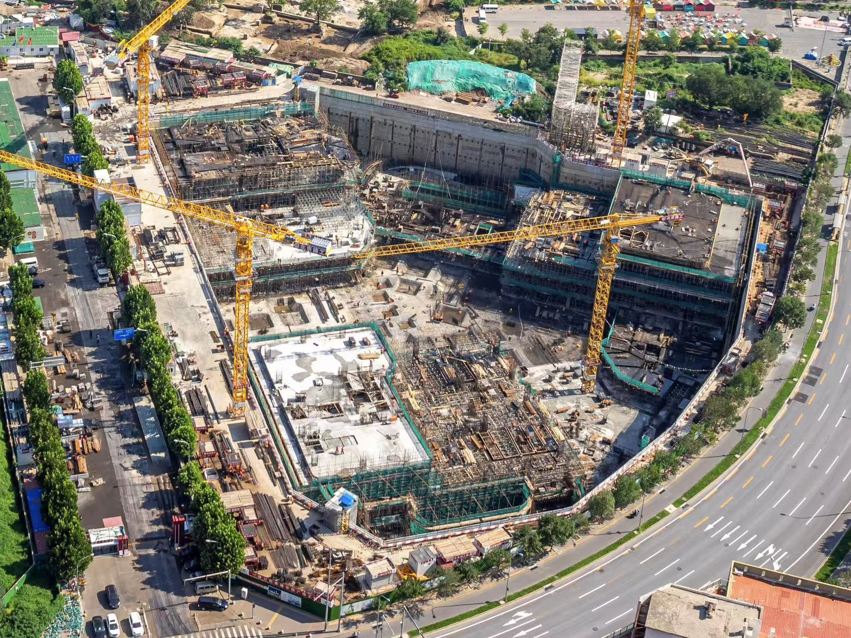 提前50天!万泉寺中阳广场项目完成地下施工 提前50天!万泉寺中阳广场项目完成地下施工