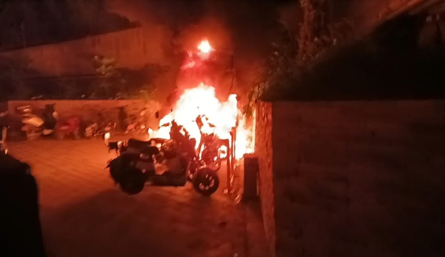 事发石景山！电动自行车频频起火，还敢推进室内吗？