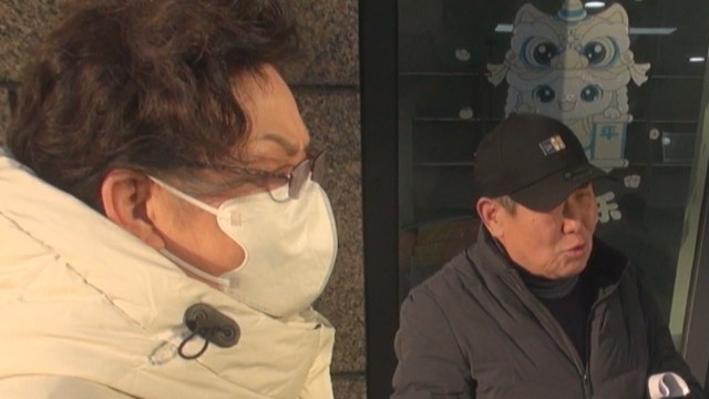 24.4平米临街房两个产权 因拒绝腾退多年老友闹翻脸