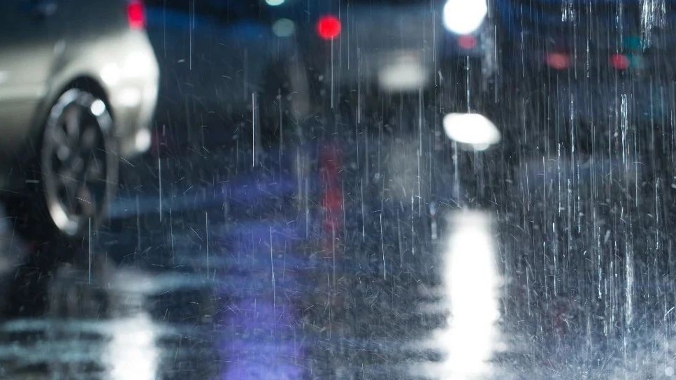 雷阵雨+短时大风+冰雹，顺义发布雷电黄色预警，请注意防范！