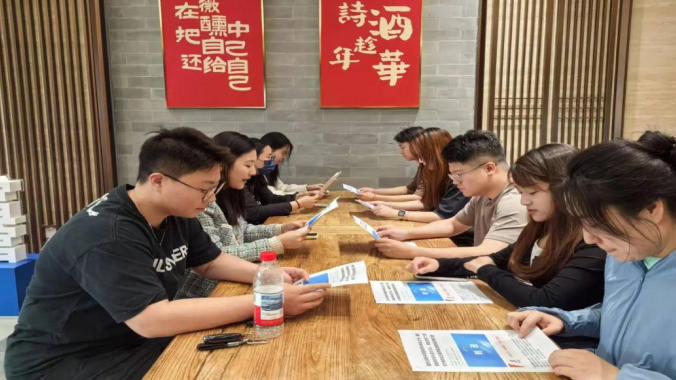 顺义区木林镇组织居民到牛栏山酒文化博物馆学习交流非遗文化 顺义区木林镇组织居民到牛栏山酒文化博物馆学习交流非遗文化