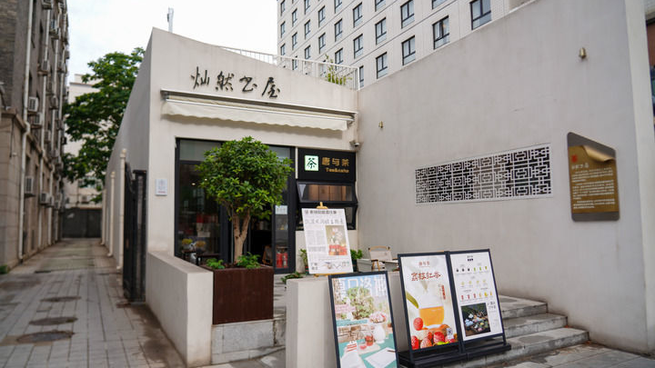 “百年金街”飘书香——首都“商业第一街”也是“文化会客厅” “百年金街”飘书香——首都“商业第一街”也是“文化会客厅”