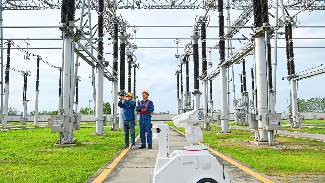 能源央企“风光水火”齐发力,应战迎峰度夏保供“烤”验 能源央企“风光水火”齐发力,应战迎峰度夏保供“烤”验
