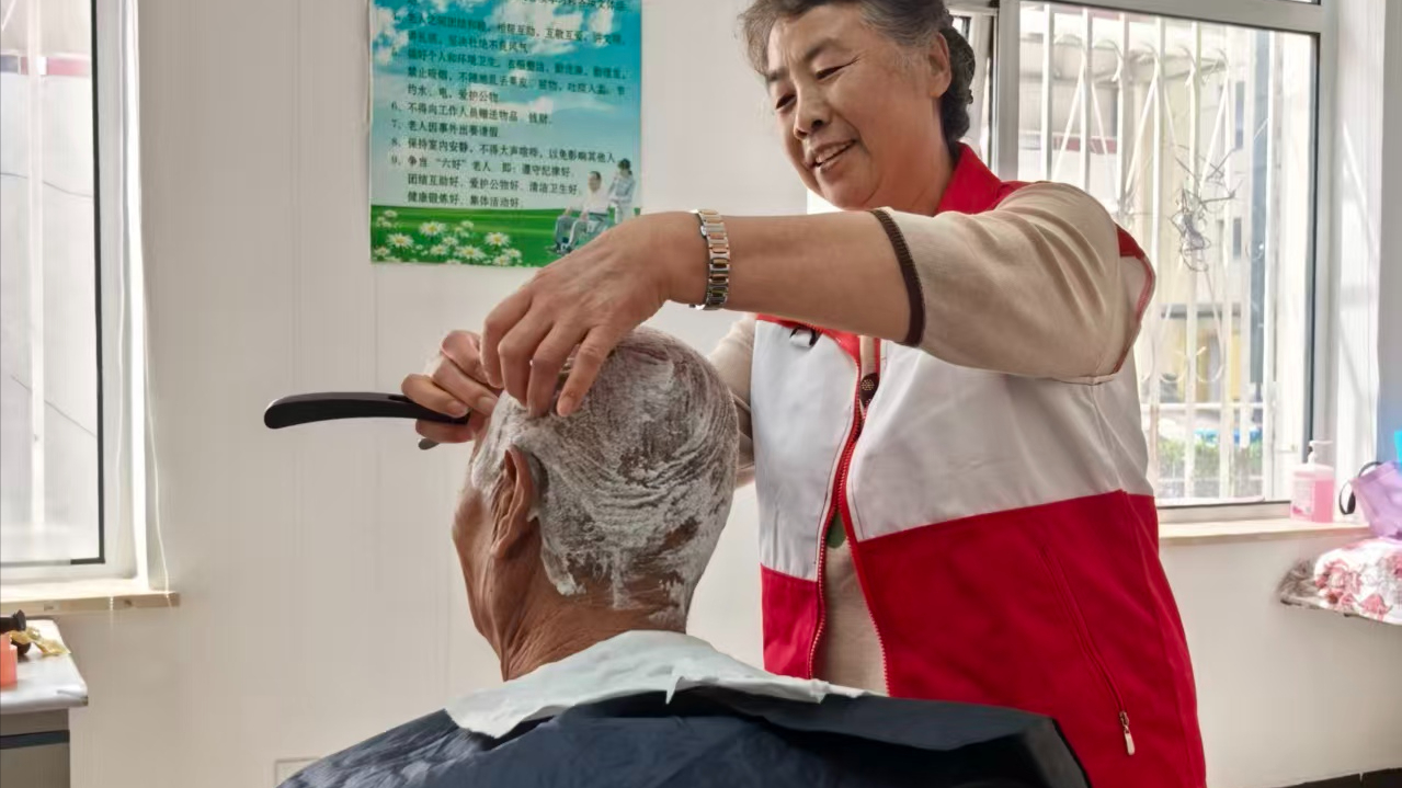 问需到户暖人心,邻里守望互帮扶——“住在这里,我们太享福了!” 问需到户暖人心,邻里守望互帮扶——“住在这里,我们太享福了!”