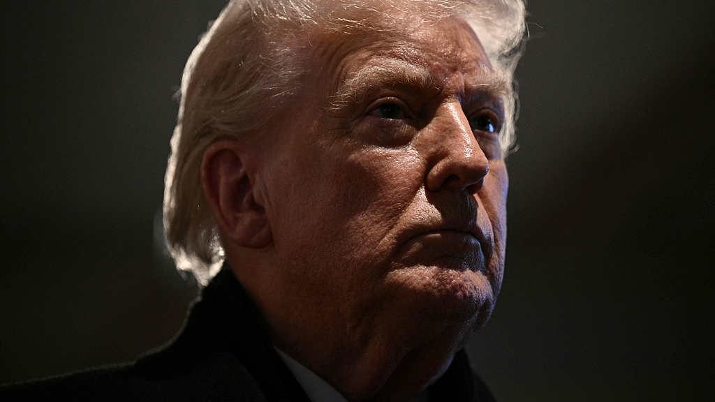 特朗普:一支庞大的舰队正前往伊朗 特朗普:一支庞大的舰队正前往伊朗