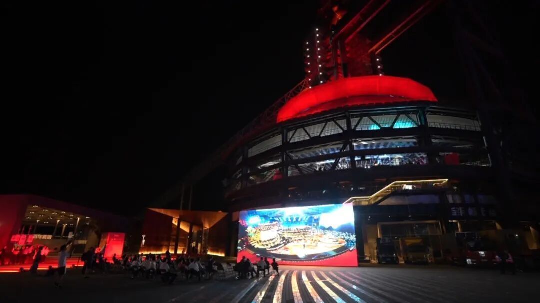 当交响乐在钢铁丛林中响起:高炉音乐会的第五年,我们听见了什么? 当交响乐在钢铁丛林中响起:高炉音乐会的第五年,我们听见了什么?