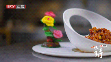 遵循古法做老菜 不惜力传老国营味道 遵循古法做老菜 不惜力传老国营味道