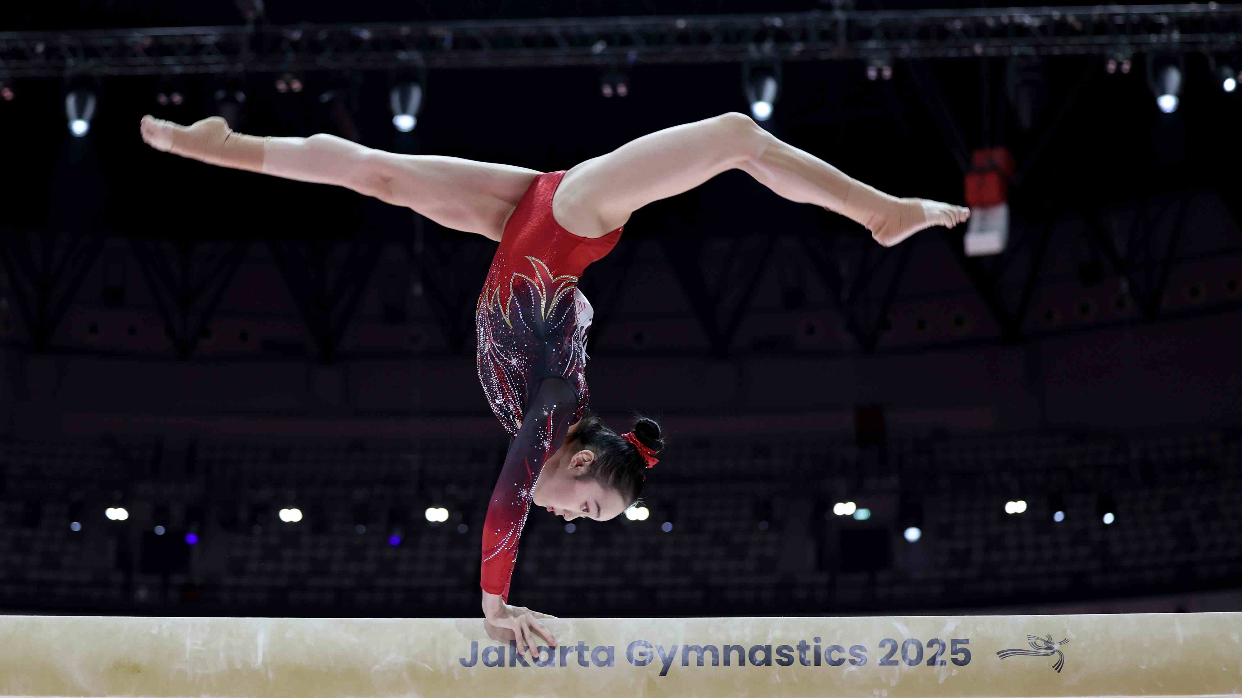 雅加达体操世锦赛｜中国“四金花”有喜有忧