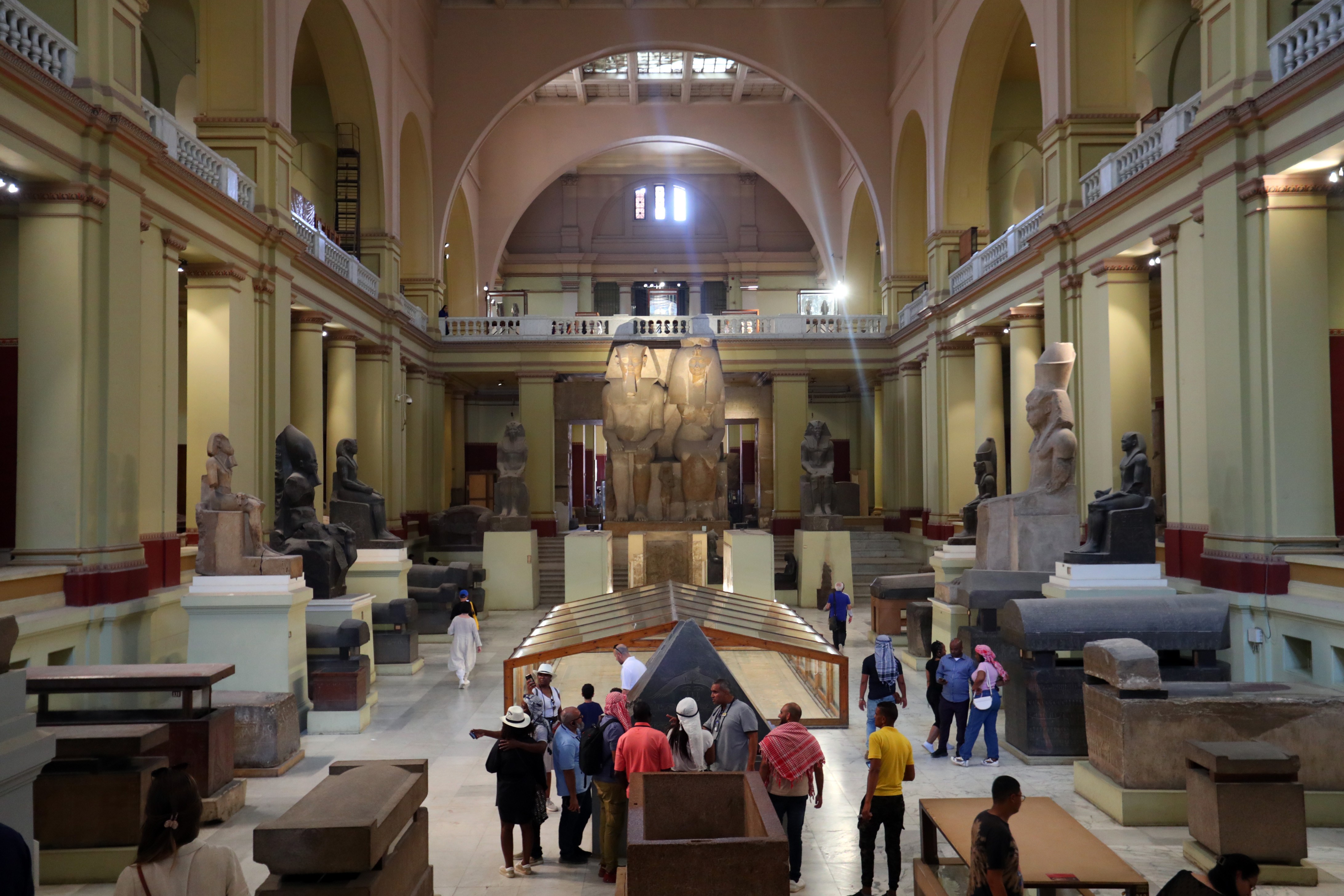 埃及博物馆被盗古埃及法老金手镯竟被熔毁 埃及博物馆被盗古埃及法老金手镯竟被熔毁