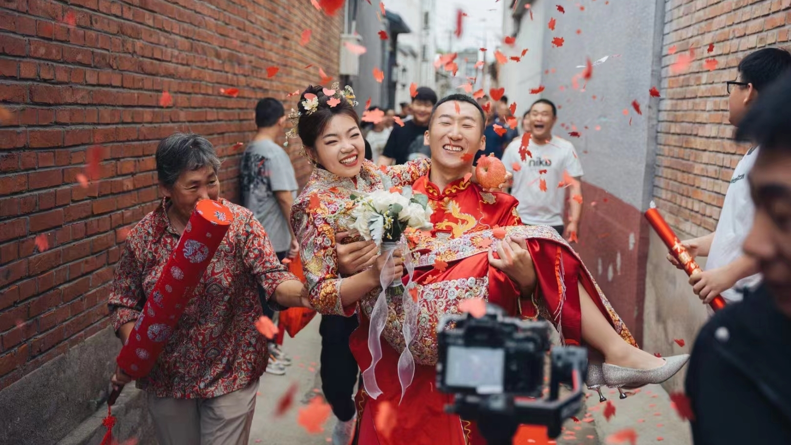 不离不弃创造爱的“奇迹” “90后”小夫妻五年抗癌终成功 不离不弃创造爱的“奇迹” “90后”小夫妻五年抗癌终成功