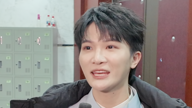 2026北京卫视跨年之夜现场，周深回应2025年最难忘的事