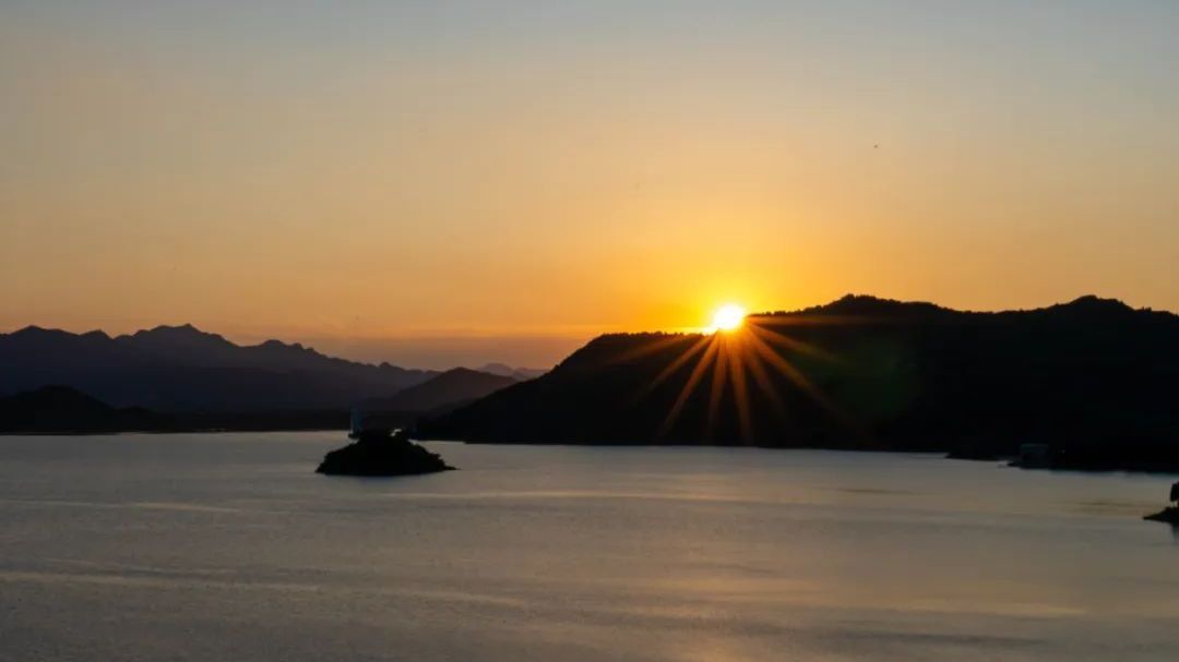 怀柔有周杰伦、陈奕迅...的歌飘过~