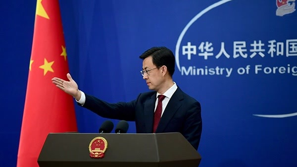 一艘日本自卫队舰艇进入台湾海峡,中方提出强烈抗议 一艘日本自卫队舰艇进入台湾海峡,中方提出强烈抗议