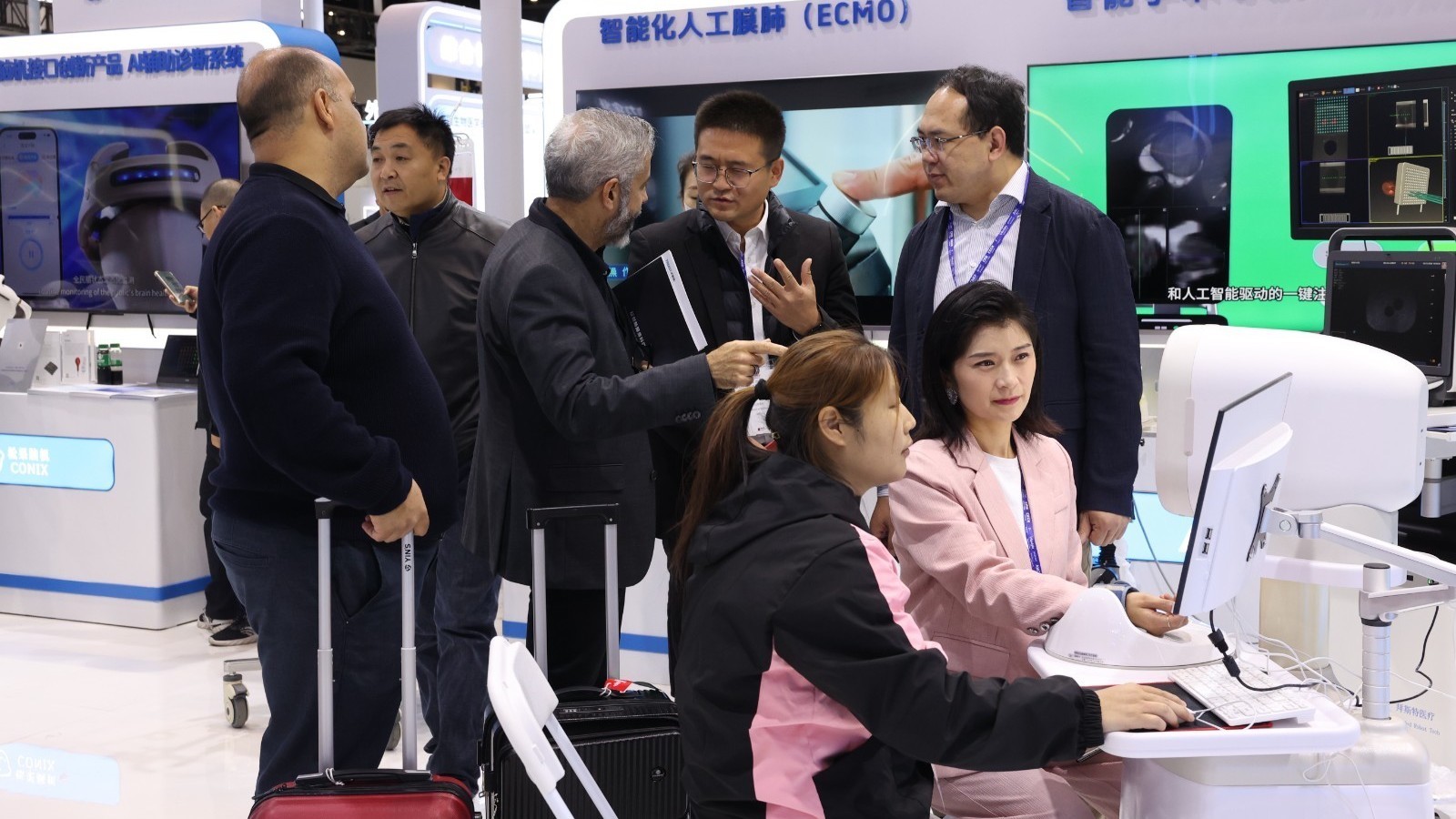 冲刺千亿级医药大健康产业集群 全链条展示医药大健康创新成果 丰台率先系统落地“身心同治” ” 冲刺千亿级医药大健康产业集群 全链条展示医药大健康创新成果 丰台率先系统落地“身心同治” ”