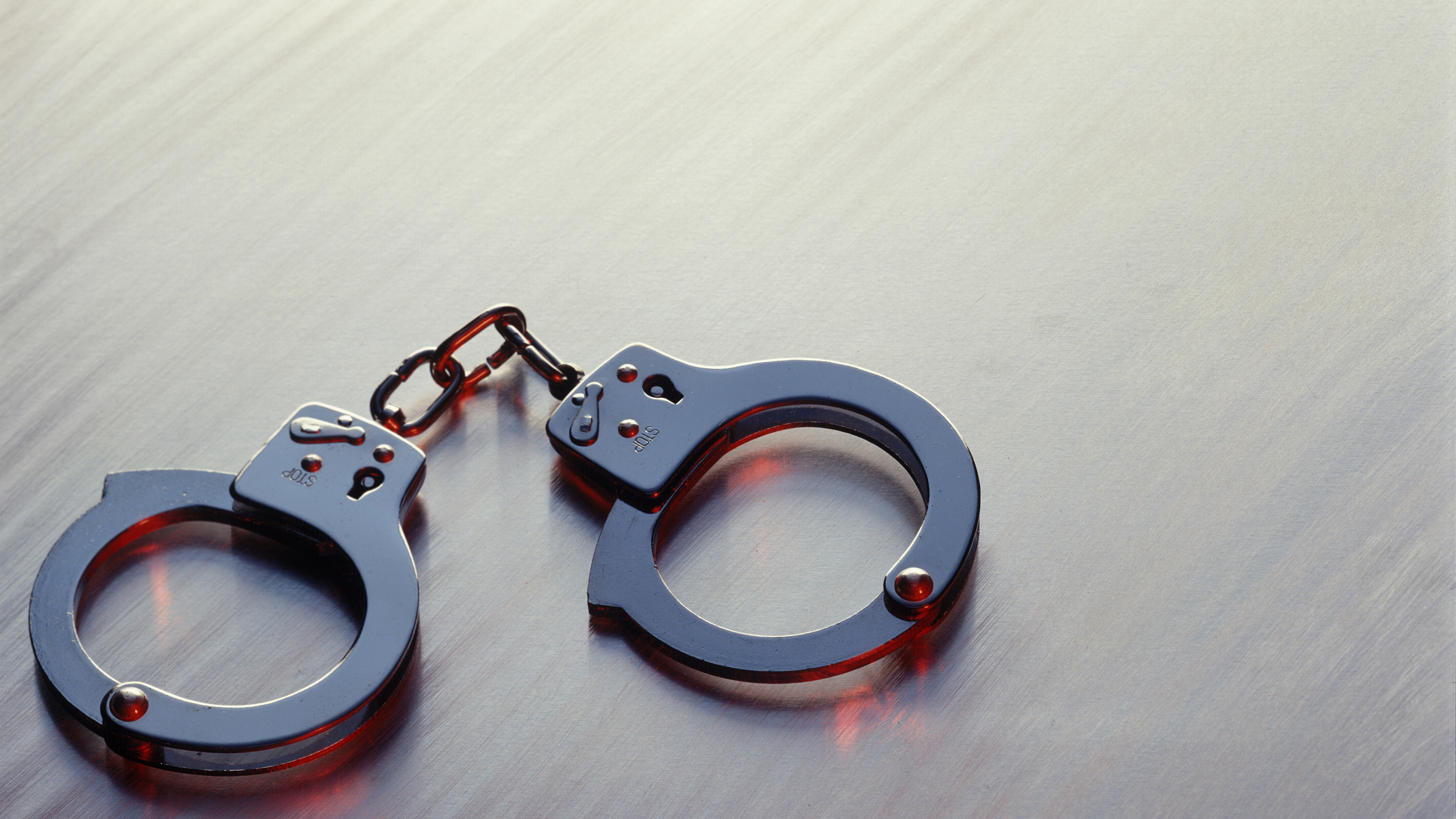 犯罪团伙设拍卖骗局坑老人钱财，海淀警方抓获11人