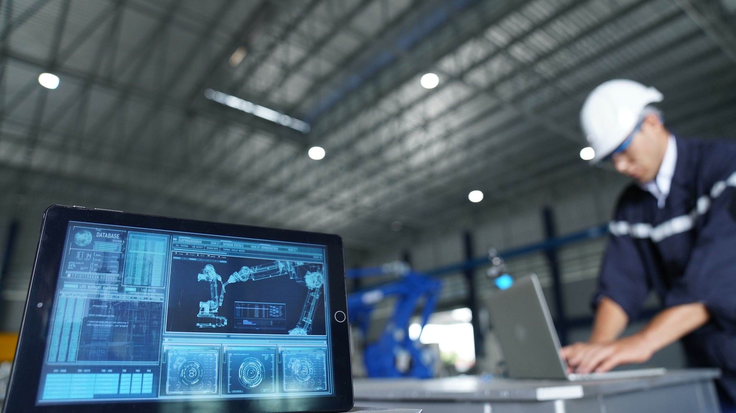 人社部部长:推动工资分配向生产一线和急需紧缺的技能人才倾斜 人社部部长:推动工资分配向生产一线和急需紧缺的技能人才倾斜