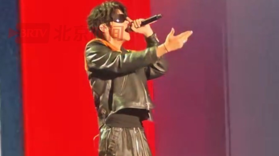 2025中国电影大数据荣誉之夜，张峻豪献唱《就是哪吒》燃炸现场！