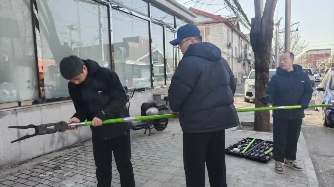 一根电线、一处漏水……房山区“好邻居”把民生小事办实办暖 一根电线、一处漏水……房山区“好邻居”把民生小事办实办暖