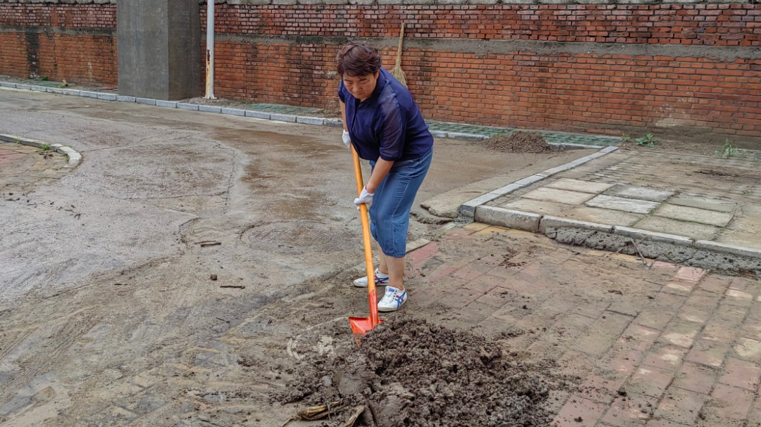 隗金玉:恪尽职守、竭诚奉献,持之以恒推动社区治理 隗金玉:恪尽职守、竭诚奉献,持之以恒推动社区治理