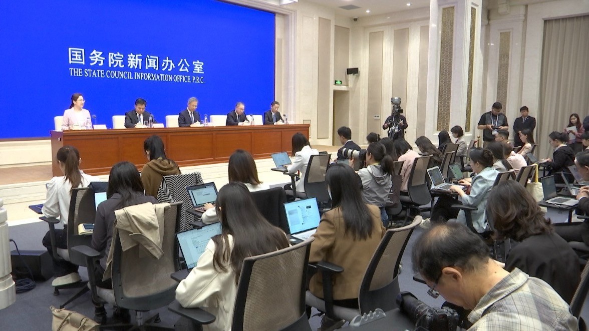 赵辰昕回应美国所谓“对等关税”:与世界作对只会孤立自己 赵辰昕回应美国所谓“对等关税”:与世界作对只会孤立自己