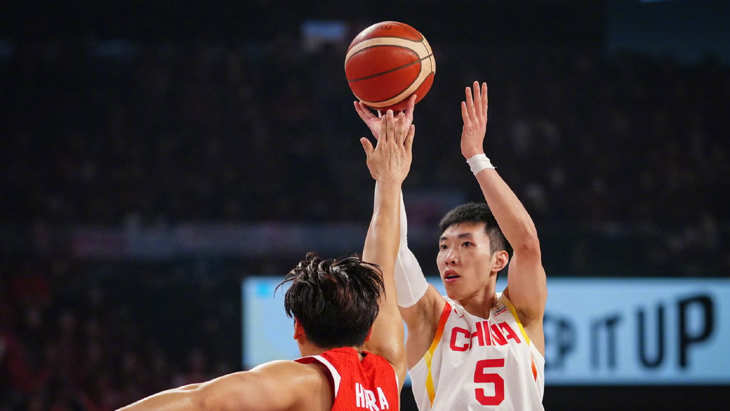 绝地反击！篮球世界杯预选赛，中国男篮战胜日本队