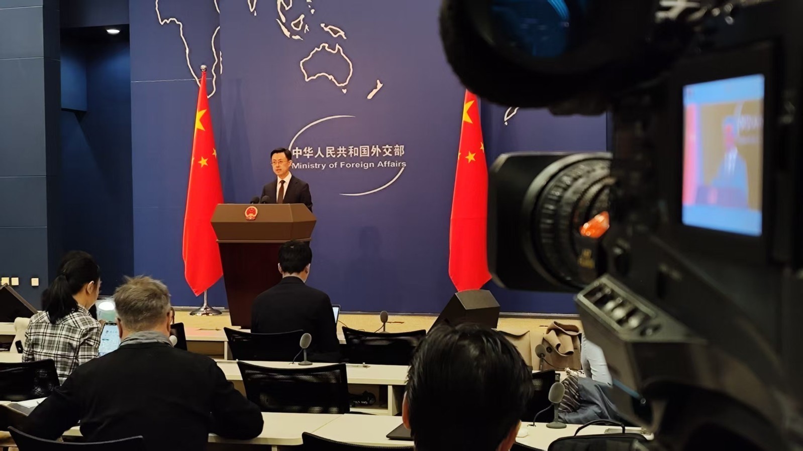 外交部介绍王毅外长访问俄罗斯的目的和议题