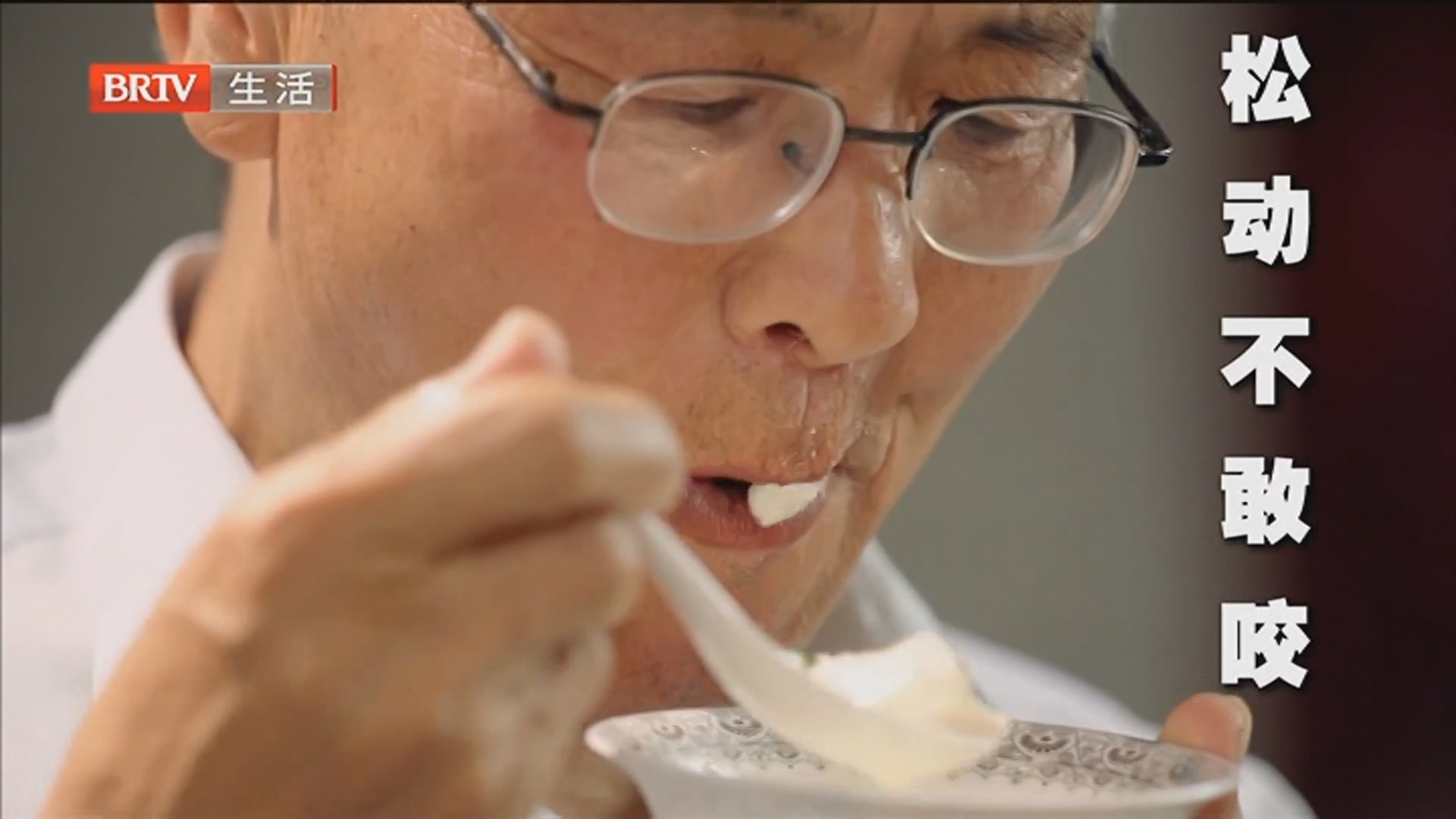 免费口腔检查 专家咨询 定制专属方案 享受种牙专项援助补贴 领取爱牙礼包 报名热线 4006005770 免费口腔检查 专家咨询 定制专属方案 享受种牙专项援助补贴 领取爱牙礼包 报名热线 4006005770