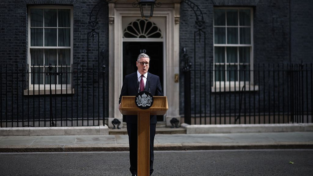 英国首相斯塔默宣布辞职 英国首相斯塔默宣布辞职