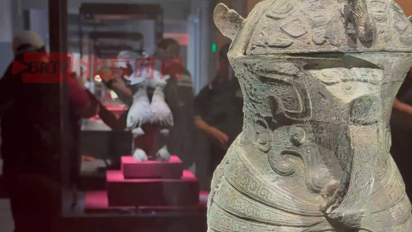 ‘中华文明起源’系列展之：看・见殷商”必看文物“妇好鸮尊”